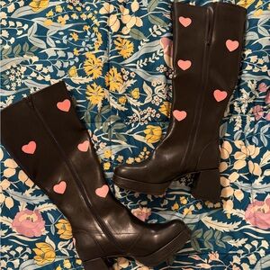 Unique Vintage Black Knee-High Platform Boots with Pink Hearts